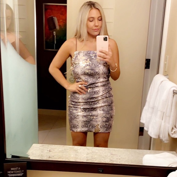 Topshop Backless Metallic Snakeskin Sequin Dress - Picture 3 of 8